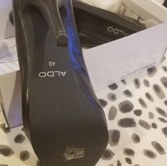 Heels - Picture 5 of 10